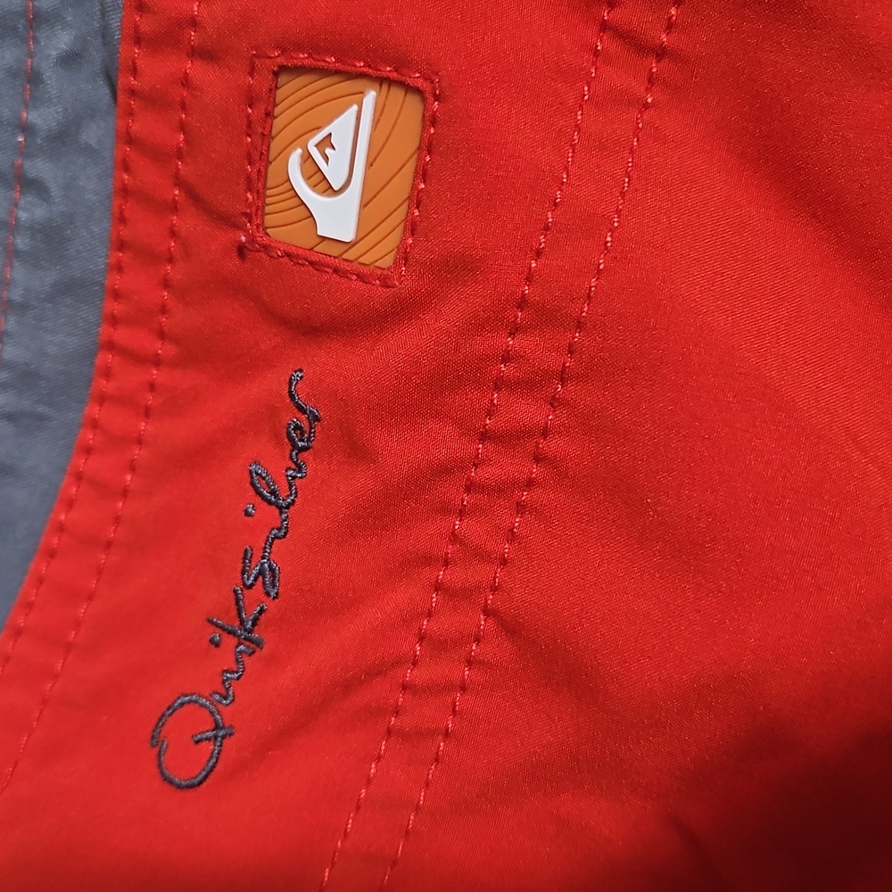 Quiksilver Waterman Red Gray Swim Summer Trunks  Men Size M Pre-Owned Eco Style - Picture 8 of 17